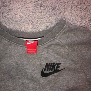 Women’s Nike Sweatshirt